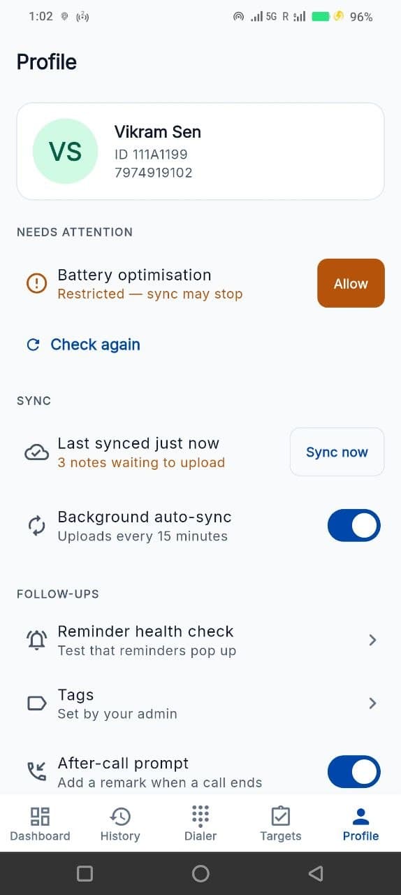 Telecaller24 flagging restricted battery optimisation with an Allow button, alongside sync status and the reminder health check